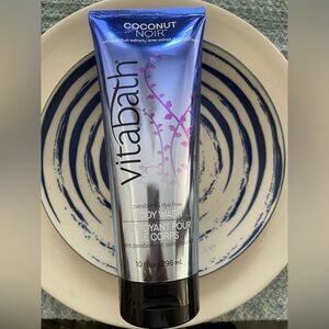 New Vitabath Coconut Noir body wash